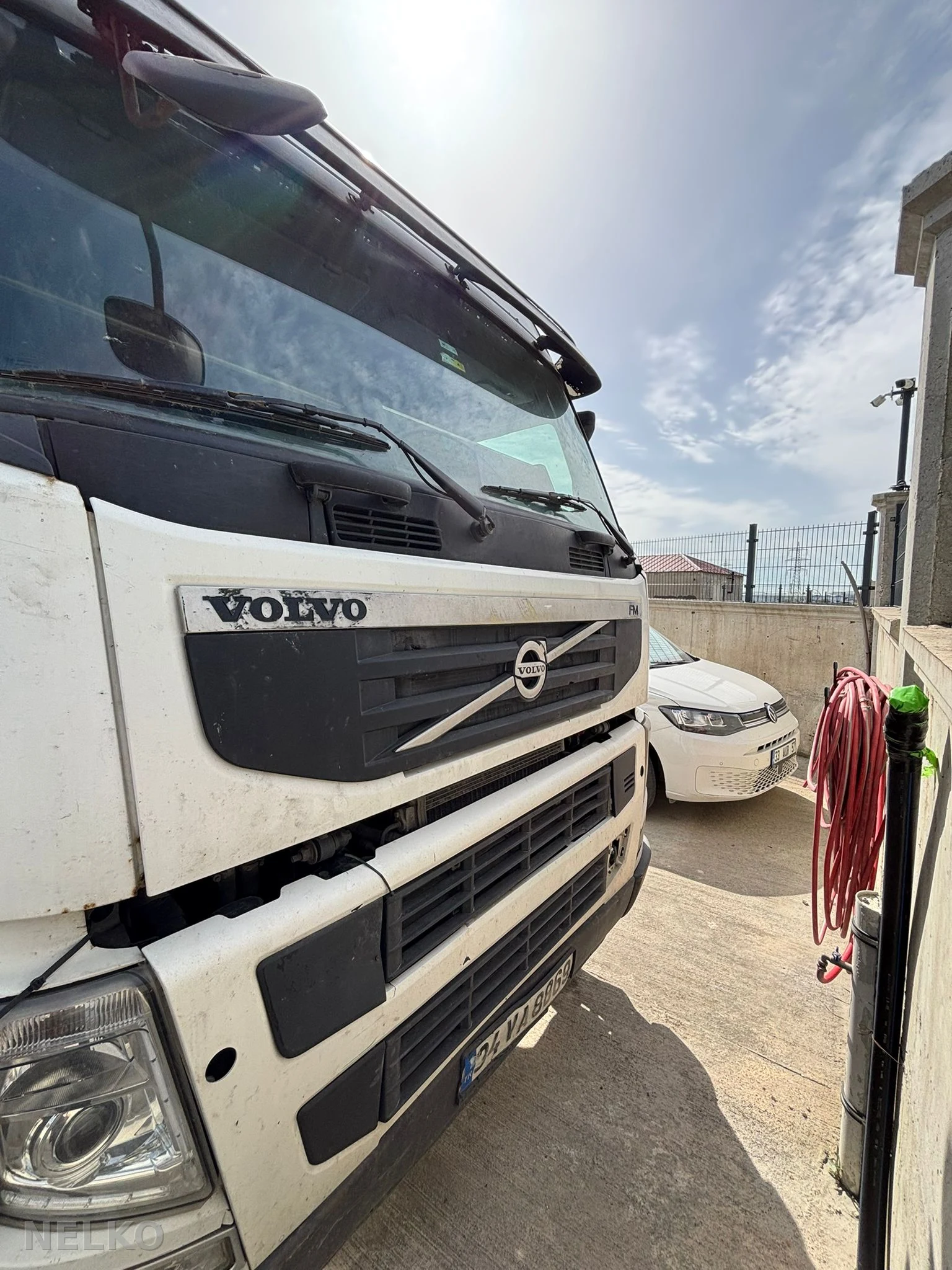 2011 MODEL VOLVO FM 430