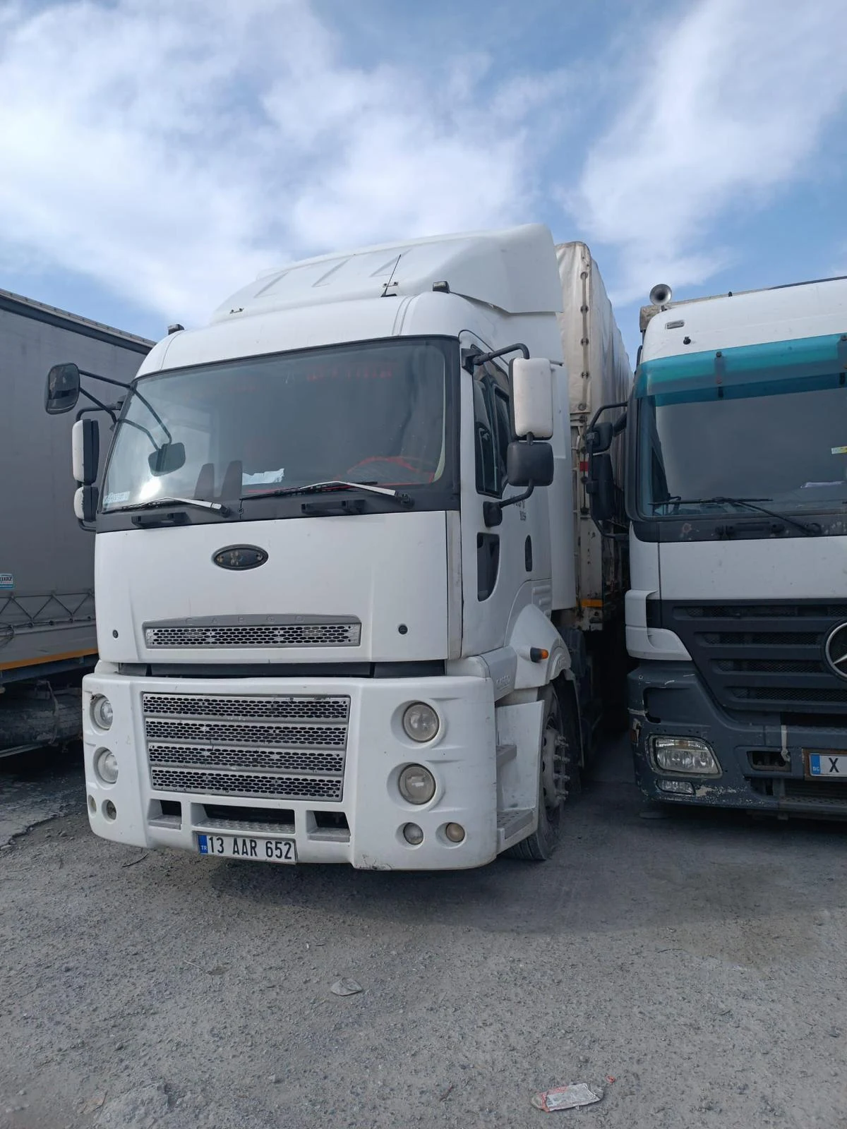 2015 MODEL FORD 1838 T